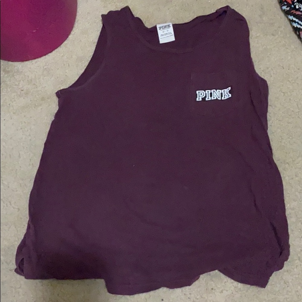 pink tank perfect for summer !